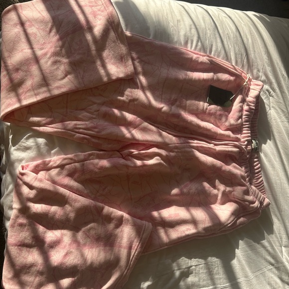 Stylish Pink Jogger Pants - Picture 1 of 5